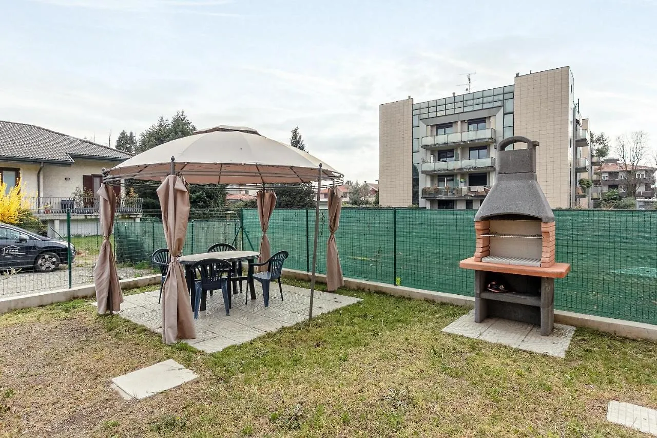 Al 33 Di Via Roma - Apartments Cardano Al Campo Italie