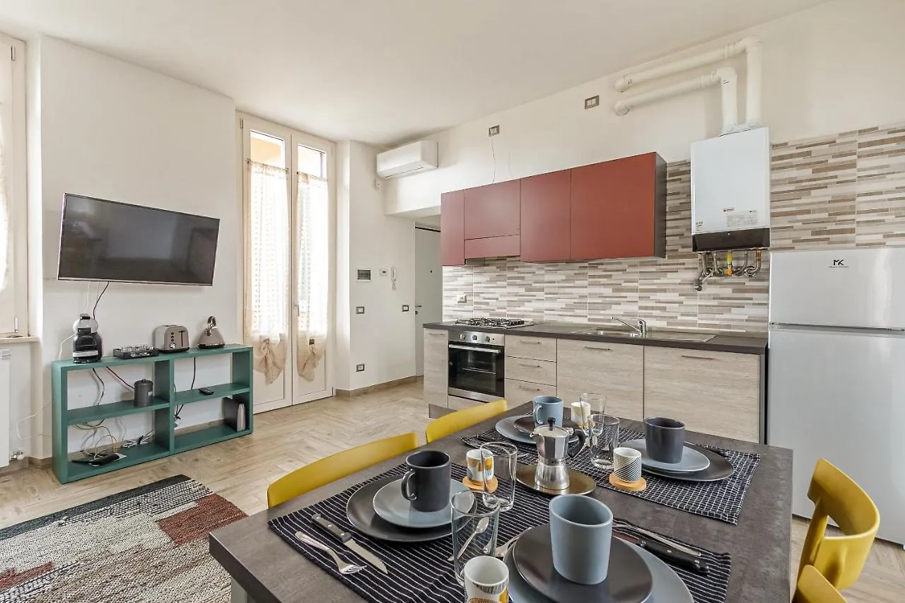 Al 33 Di Via Roma - Apartments Cardano Al Campo Itália