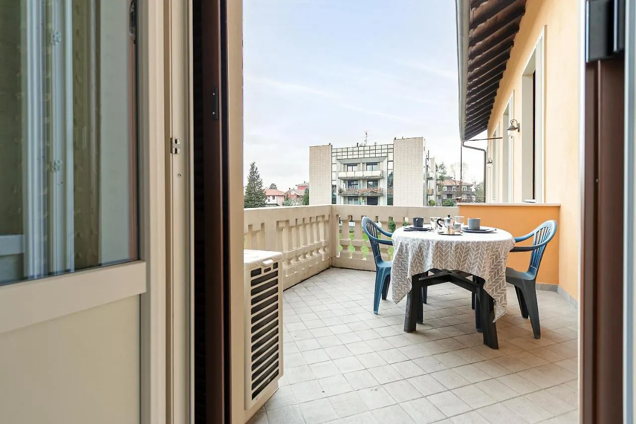 Al 33 Di Via Roma - Apartments Cardano Al Campo Itália